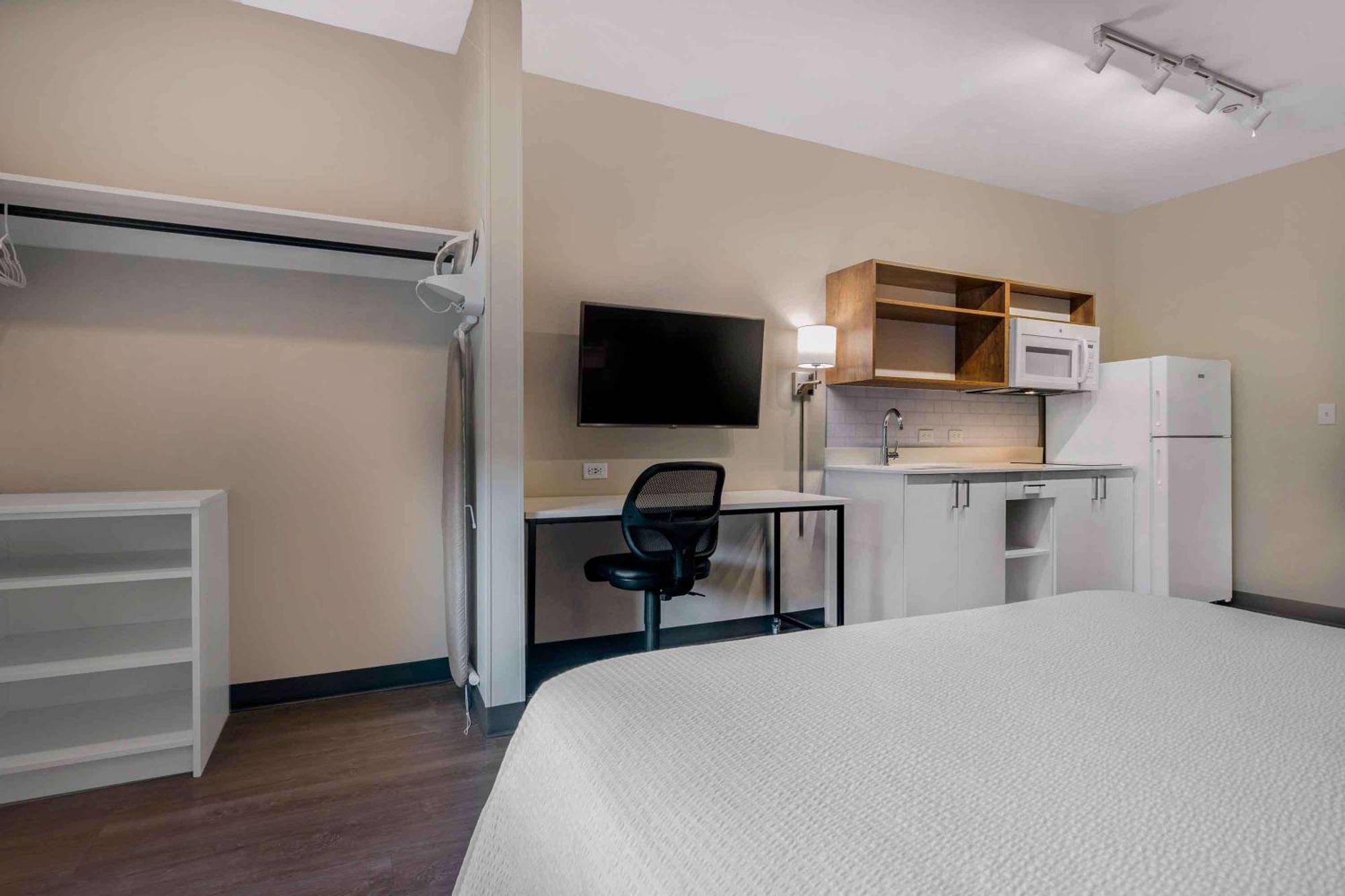Extended Stay America Premier Suites - Tampa - Fairgrounds - Casino Eksteriør billede